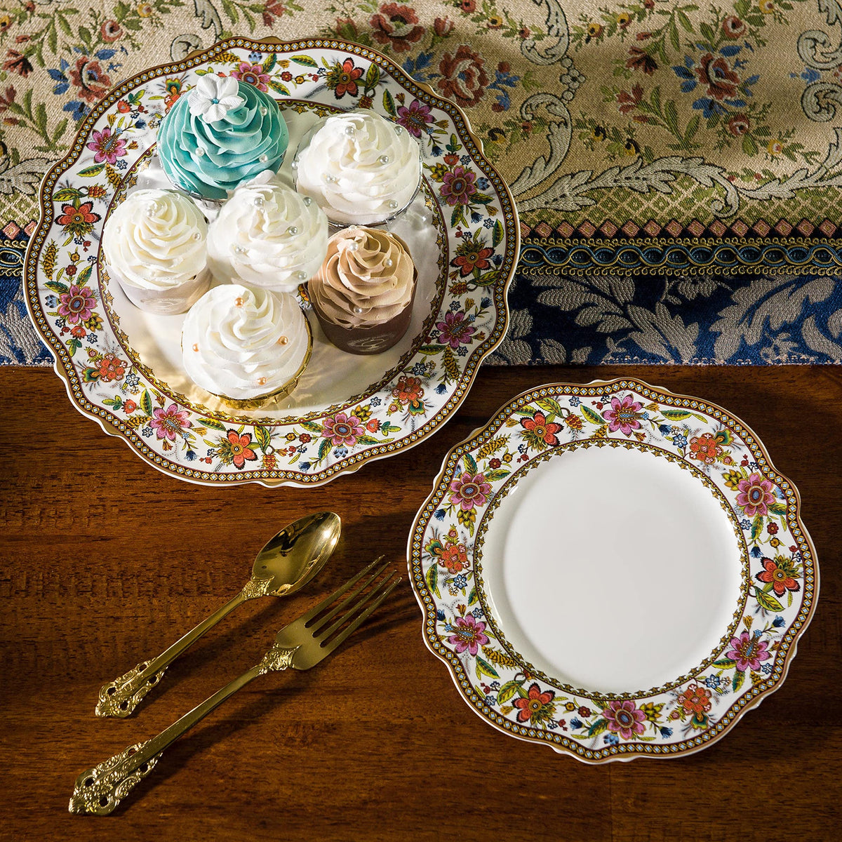 Fine China 12-Piece Dinnerware Set for 4 with 24K Gold Trim S963
